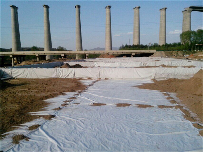 土工布公路养护